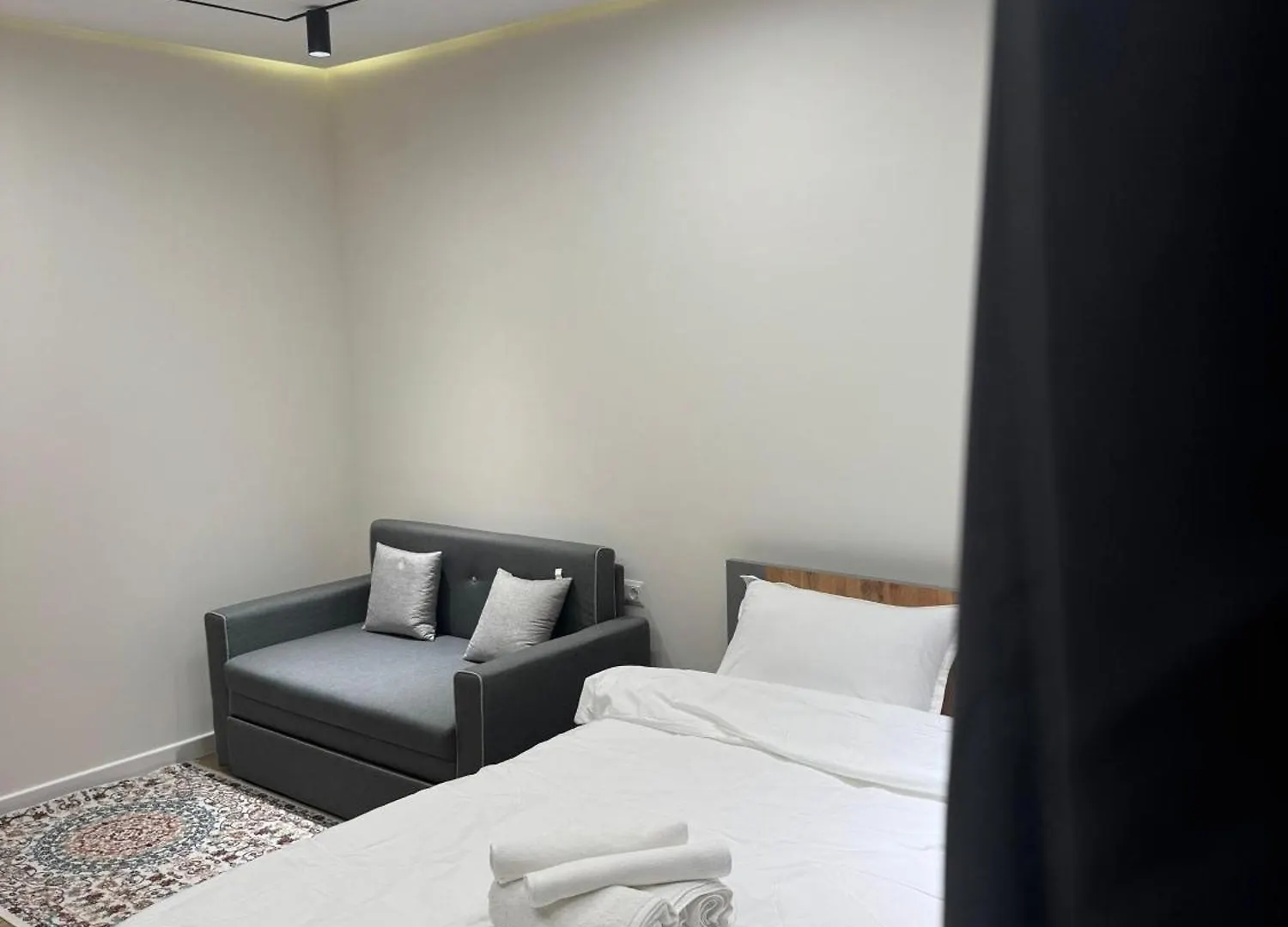 Однокомнатные Апартаменты В Meridian Apatments Almaty 0*,